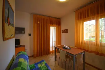 Image de Appartement confortable avec vue sur la piscine