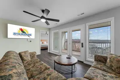 Image de Marina Majesty: Condo with Boat Rentals