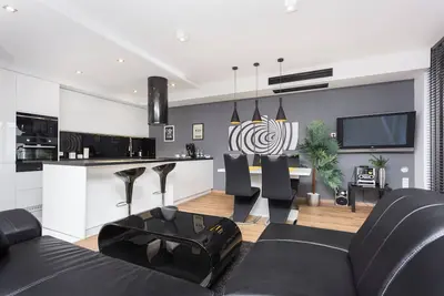 Image de Huge one-bedroom with bathtube and balcony