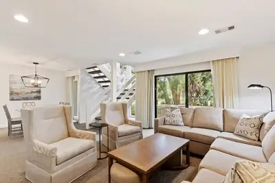 Image de 2880 - Perfect 2br w/ Pool & Harbour Access