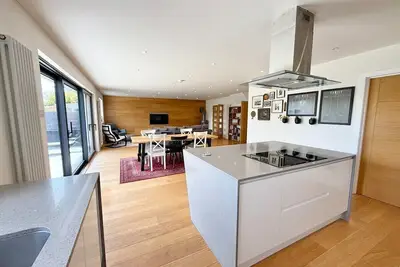 Image de Résidence-Moderne-Salle de bain privée séparée