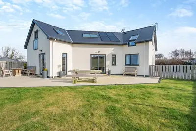 Image de Gorwelon - Quatre Chambres Maison, Couchages 8