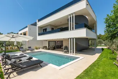 Image de Modern Villa Tranquilla with pool, jacuzzi and sauna