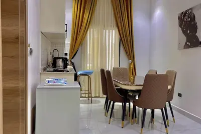 Image de Luxurious hotel suites with fitness room, WiFi in superb Asokoro