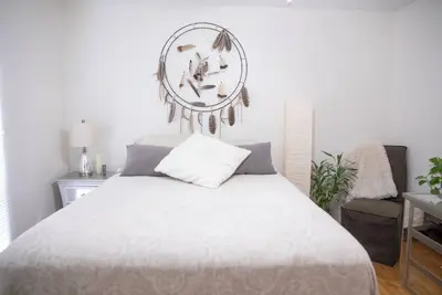 Image de Relaxing \"Zen-Den\" home with WiFi, Ac, near Zilker Park/Downtown in Austin