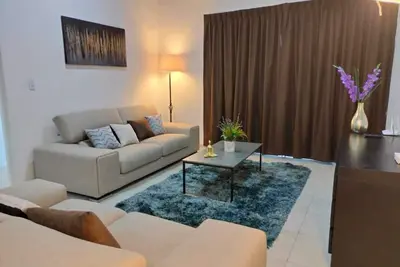 Image de House with 5 bedrooms each with its own bathroom