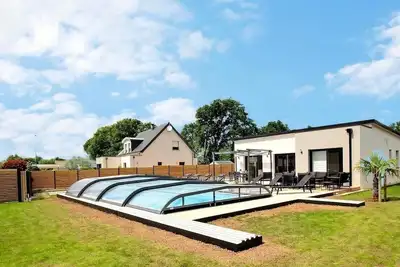 Maison construite en 2025, 7/8 personnes avec piscine privée à Bénodet