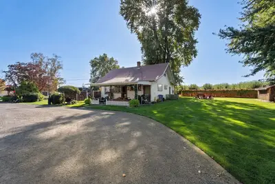 Image de Historic 1915 Wine Country Home: 3 Queens, 2 Twins, WiFi & Ac, 23 Acres