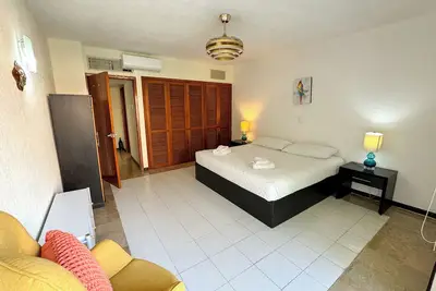 Image de Azure Caribbean Beach Front Apartment