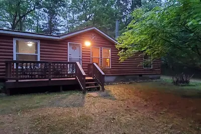 Image de Charming 3-bedroom cabin in lovely Crooked Lake with Ac, WiFi, Atv Trails