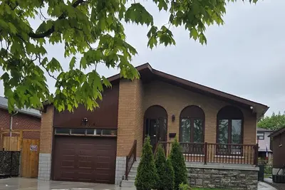 Image de Gorgeous Home near Pearson Airport