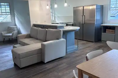 Image de Charming 2-bedroom apartment with Ac, WiFi in nice Port of Spain