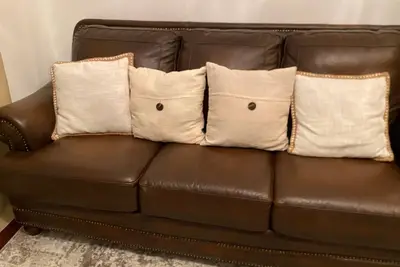 Image de 3-bedroom home away from home in tranquil Southfield, quiet and peaceful.