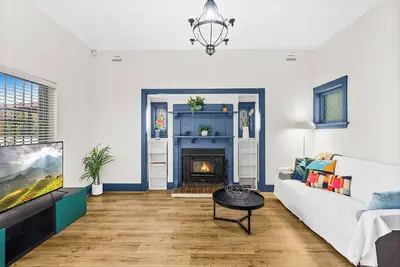 Image de KozyGuru | Arncliffe | Airport Cottage 3 Bed House