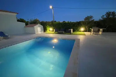 Image de Magnifique Petite Villa Au Calme Proche Mer A Pied - Superbe Piscine Privative