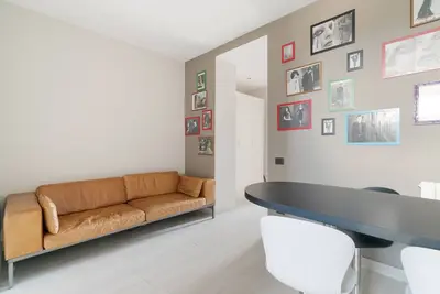 Image de Comfortable 70 sqm apartment located on the first floor of a building without a lift. The accommodation can accommodate up to 4 people and is equipped with all comforts. The property is located a few steps from Parco Trotter, a large public park ideal for