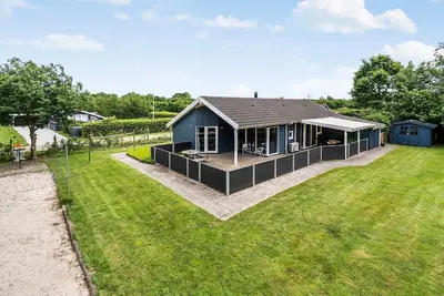 Image de Belle maison à Hemmet avec sauna