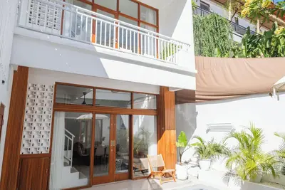 Image de Brand New Luxury 3 Bdr Pool Villa+Rooftop in the Heart of Canggu