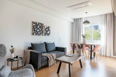 Image de Monastiraki Living: Deluxe 2br Apartment