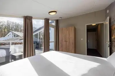 Image de Peaceful Escape with Garden Views and Pool | Close to North Holland Dune Reserve