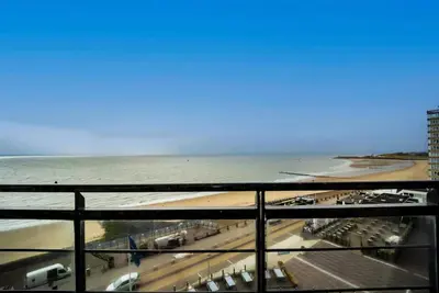 Image de Seaside Stay with Panoramic Sea Views & Steps from the Beach! Free Breakfast