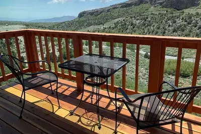 Image de Free Parking, Pet-Friendly Comfort & Year-Round Entertainment in the Pines