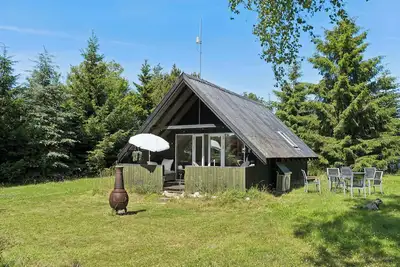 Image de Scenic cottage within walking distance to beach