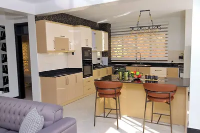 Image de Charming 2-bedroom apartment with Ac, WiFi, great hill view  in  Kampala