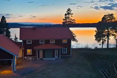 Image de 4 bedroom accommodation in Leksand