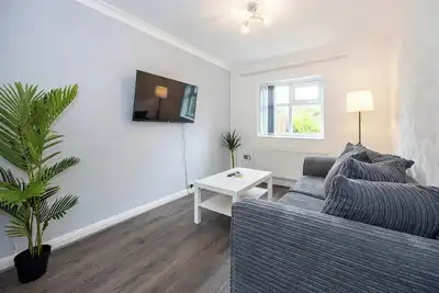 Image de Modern & Spacious 2 Bed Home w Garden in Liverpool