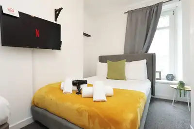 Image de City / Sleeps 5 / Tv Every Room