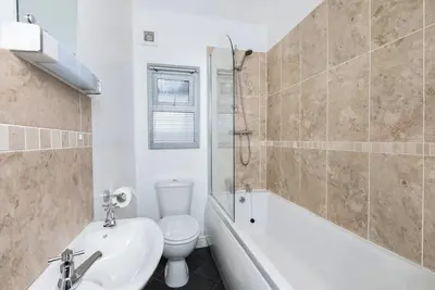 Image de River House with Parking