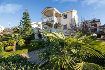 Image de Appartement de vacances Njivice pour 1 - 4 personnes avec 2 chambres à coucher - Appartement de vaca