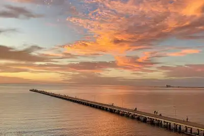 Image de Coastal Home perfectly located!