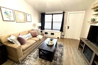 Image de Charming  1 bedroom apartment with Ac, WiFi in quaint Columbus