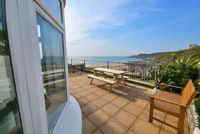Image de 3 bedroom Woolacombe seafront property with stunning sea views