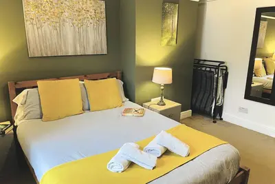 Image de Résidence-d'exception-Salle de bain privée séparée-Vue sur Rue-Foster St