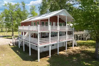 Image de A Gem on the Beautiful Tennessee River: Perfect for gatherings and Retreats