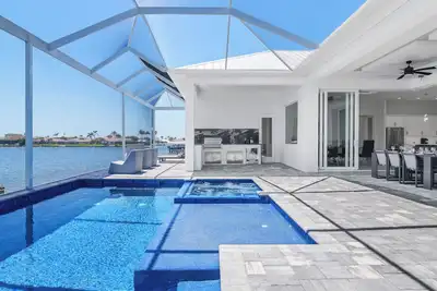 Image de Last Minute Deal - May and June. Brand new luxury villa