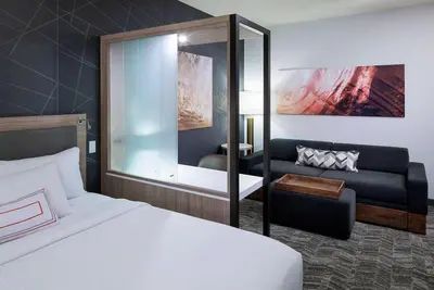 Image de Perfect for Groups! 2 Units, Outdoor Pool, Complimentary Breakfast, Pets Allowed