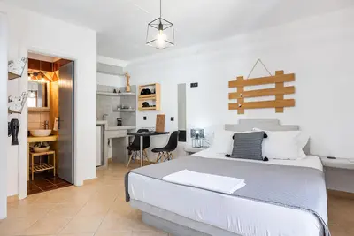 Image de Thiramna Apts, Kythnos