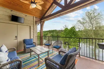 Image de Penthouse Eagle View – for 12!