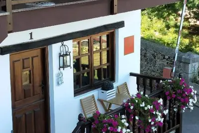Image de Rural Apartment with 2 Bedrooms and Terrace in the Historic Center of Isla de Mallorca
