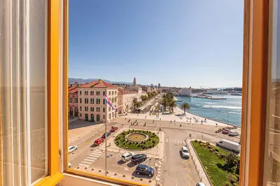 Image de Millionaire Penthouse, A+ Views - Astoria Penthouse