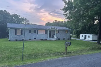 Image de Charming 3-bedroom house in amazing Rome with Relaxing outdoor fire-pit