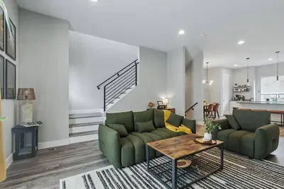 Image de Work & Relax, Sauna, King Bed, Near Olde Town & Denver