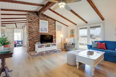 Image de Steps to Beaches & Main Street: Hyannis Retreat