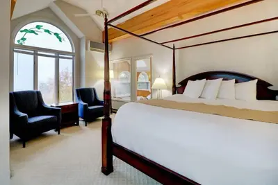 Image de Nordic Village | Sunrise Townhouse – 2br End Unit w/ Mountain Views