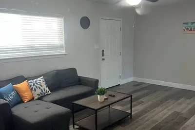 High Tide 2 bed Apt in Biloxi Ms