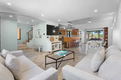 Image de Lp30b-Arashi Beach-Golf Royale 3br-perfect for family or golf players